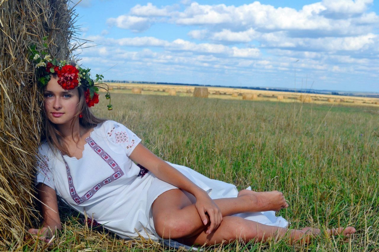 Slavic girls in Tiruppur