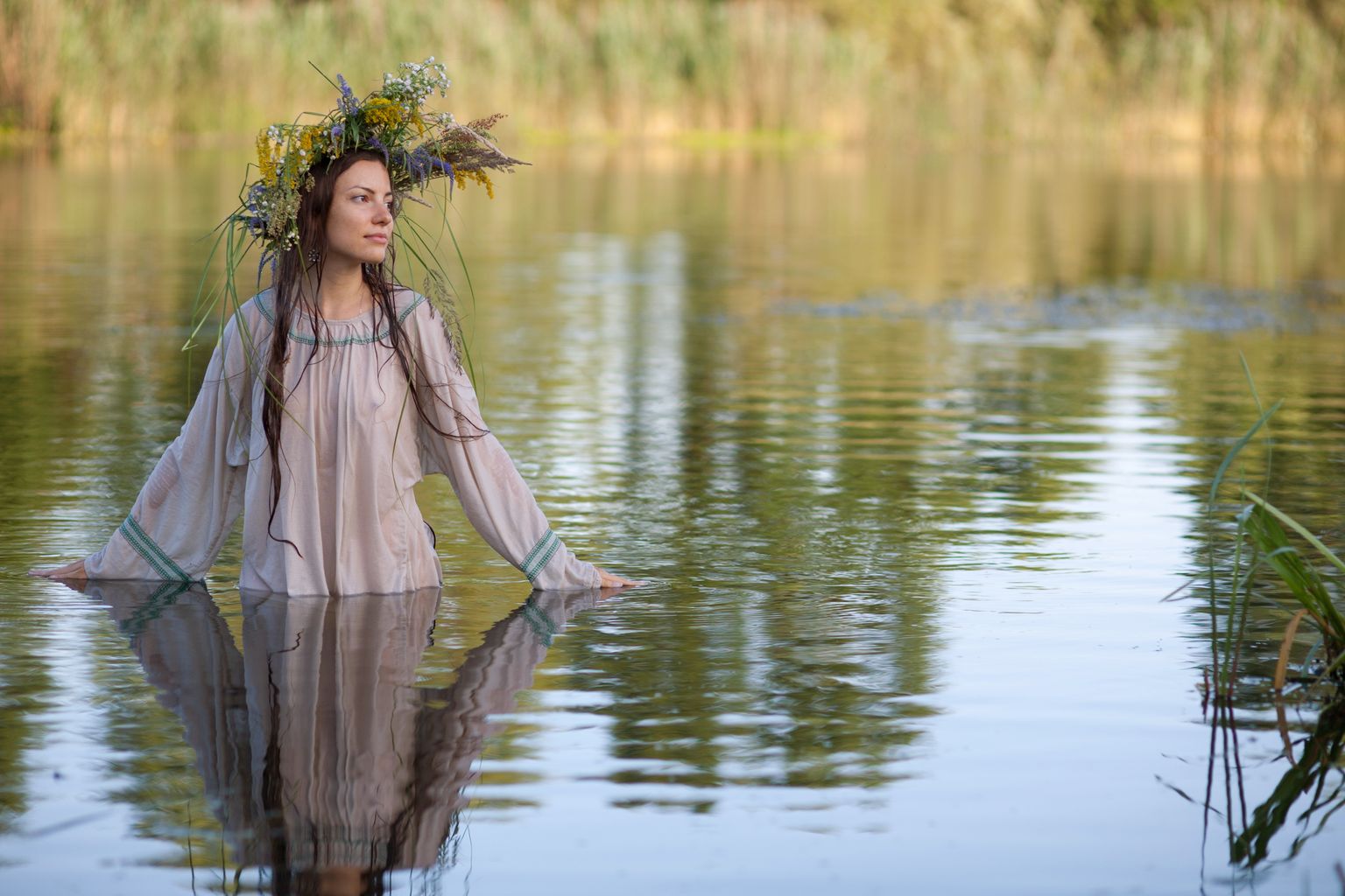 Slavic girls in Tiruppur
